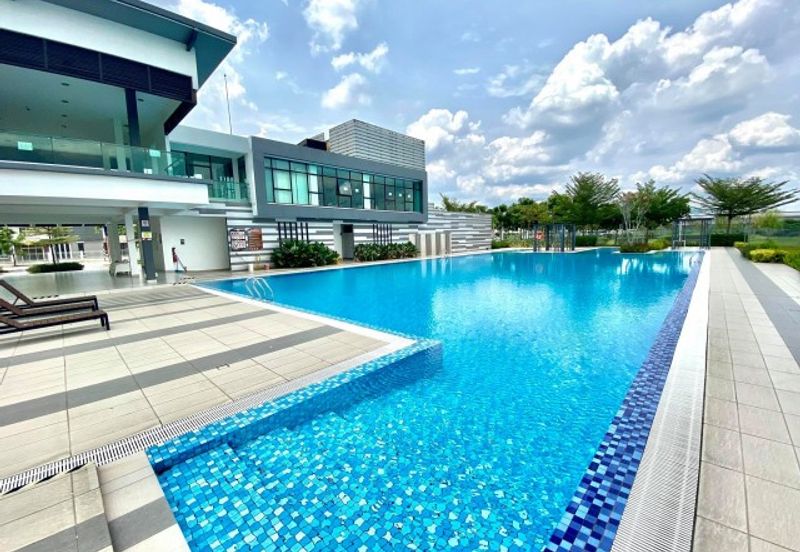 Glomac Lakeside Residences