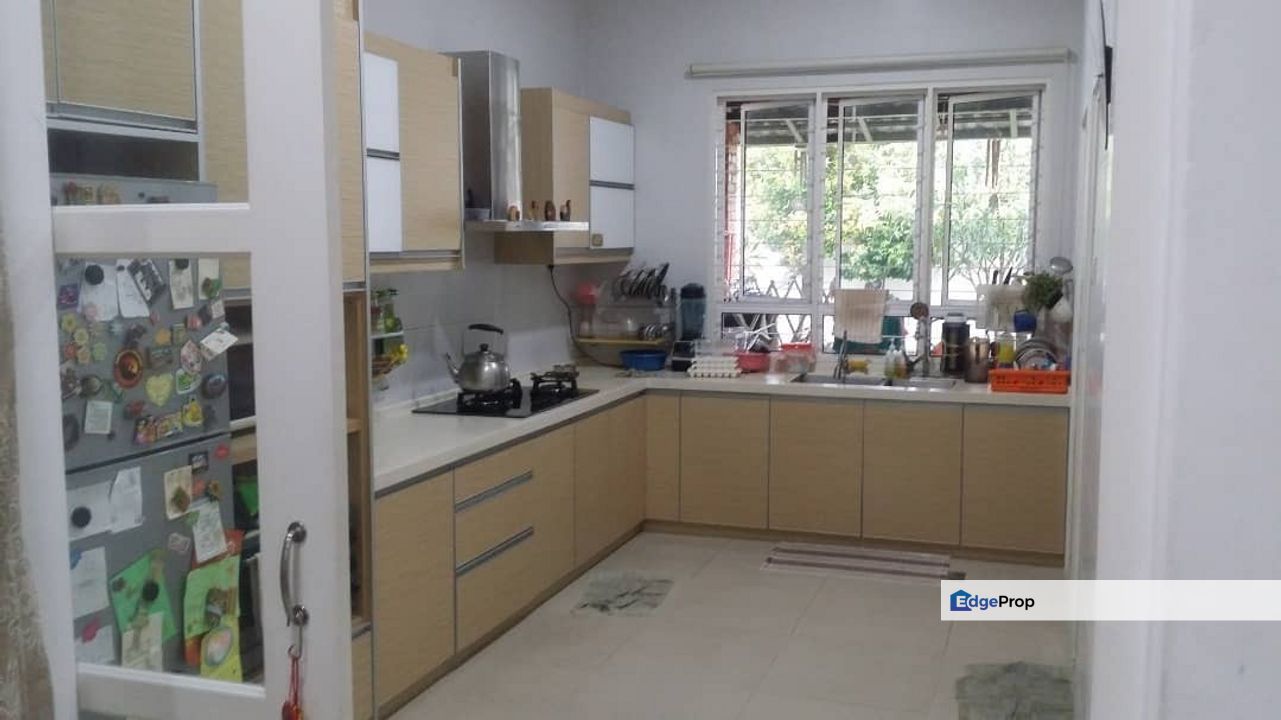 Fully Renovated Shah Alam U10 Taman Greenhill 2stry Semi-D , Selangor, Shah Alam