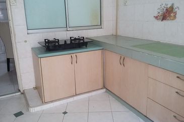 Freehold Fully Extend 2stry Terrace Jalan Aranda Kota Kemuning