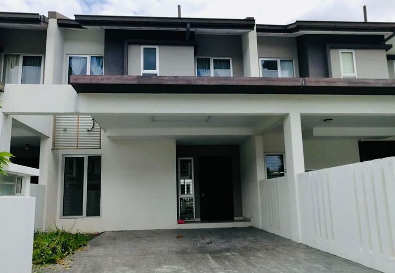 Arahsia Residences, Tropicana Aman