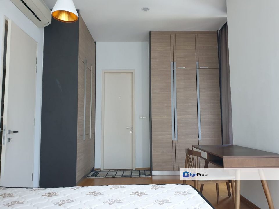 Freehold Mirage Residence Condo Klcc 1507sf, Kuala Lumpur, KLCC