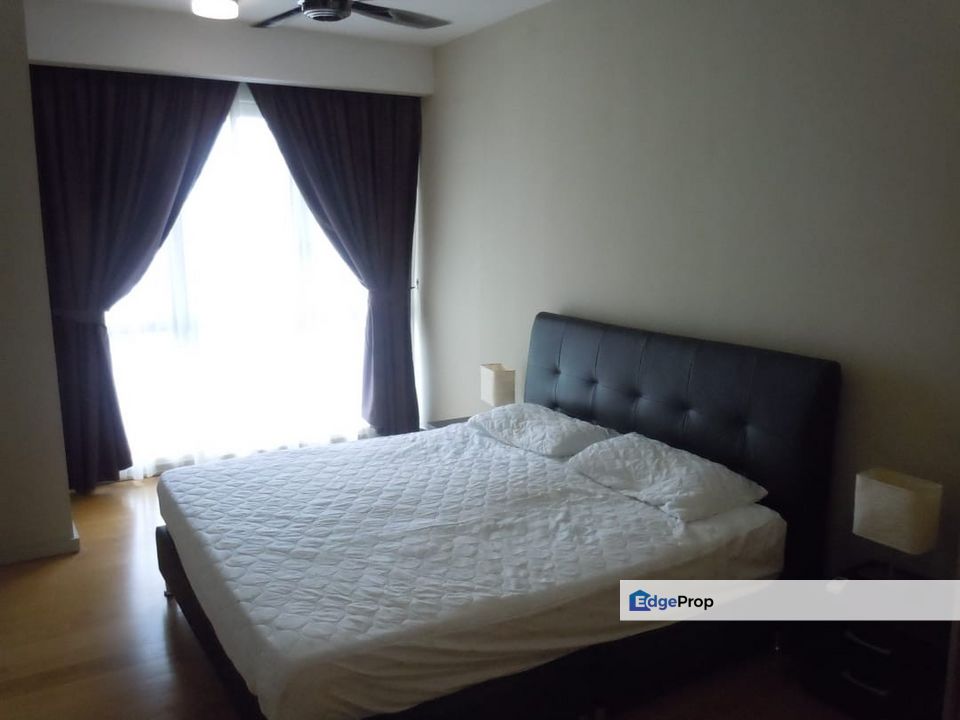 Freehold Spacious Myhabitat Condo Klcc 1259sf, Kuala Lumpur, Ampang