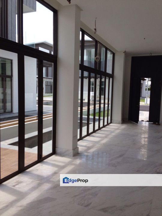 The Maisons Perdana Lakeview East Cyberjaya 3storey Semi D, Selangor, Cyberjaya