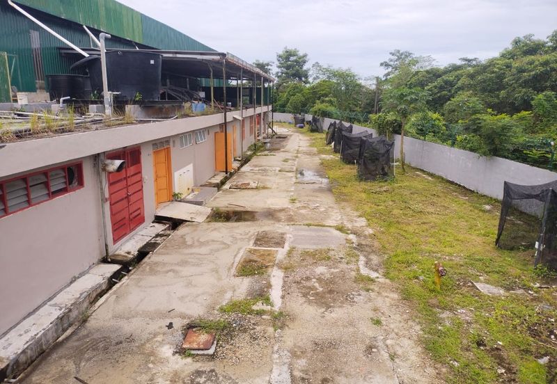 Kulai Bandar Tenggara Kluang Warehouse Factory Office