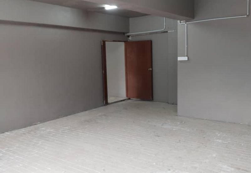 Kulai Bandar Tenggara Kluang Warehouse Factory Office