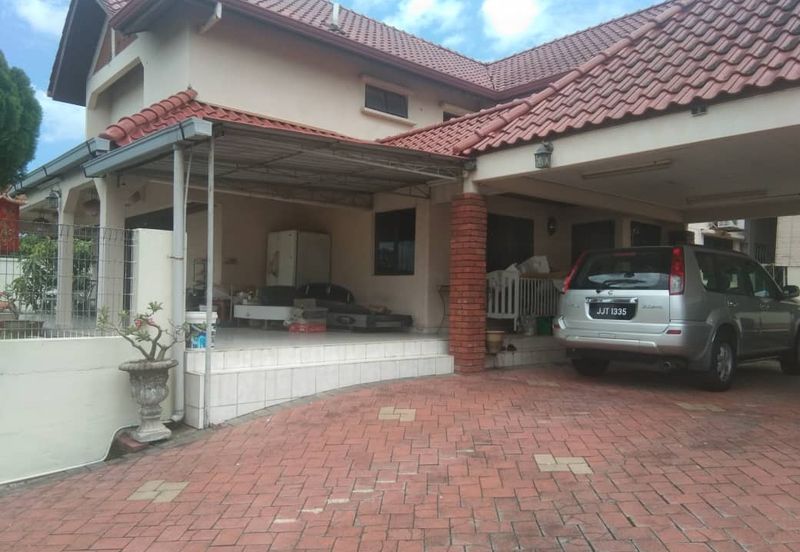 Oug Awan Kecil Corner 2sty Bungalow Large Land