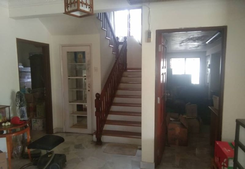 Oug Awan Kecil Corner 2sty Bungalow Large Land