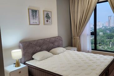 Residensi Solaris Parq