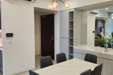 Residensi Solaris Parq