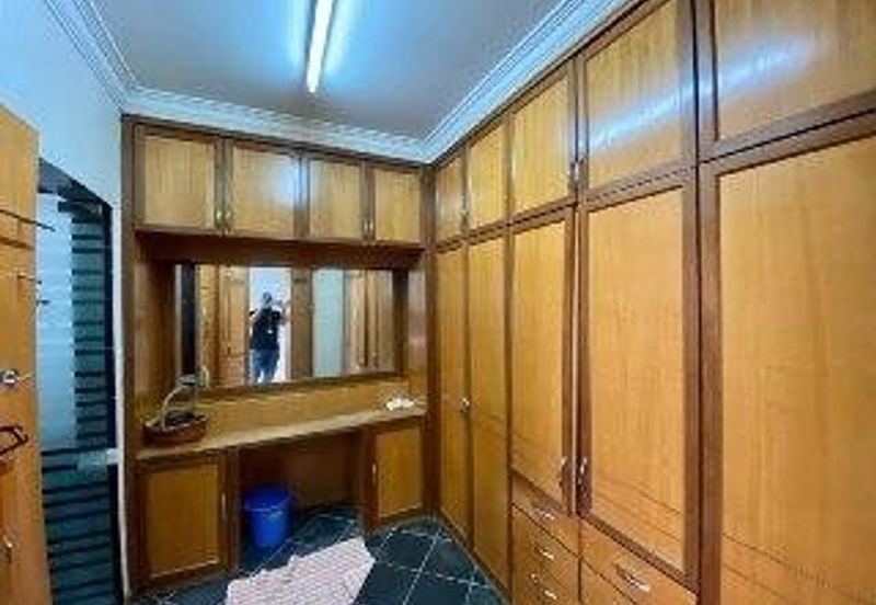 Sri Lata (Waterfall Tarrace)