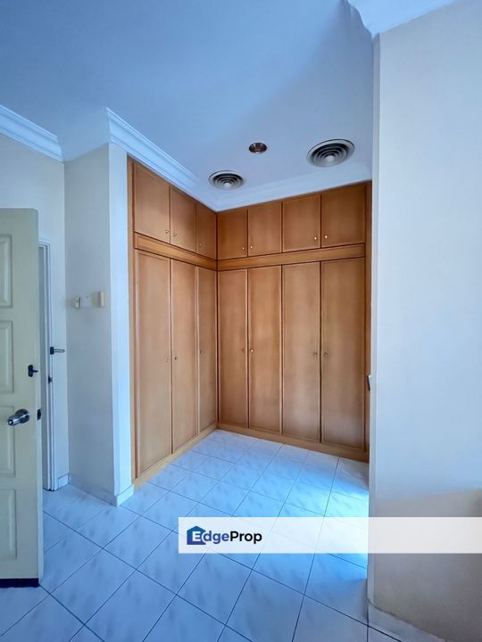 Freehold 2storey Terrance Puchong Tempua, Selangor, Puchong