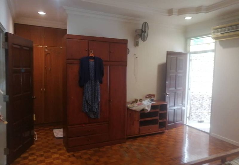 Freehold 2storey Terrace Taman Overseas Union Oug 