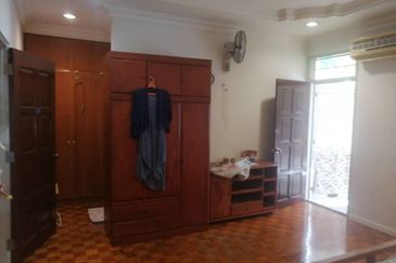 Freehold 2storey Terrace Taman Overseas Union Oug 