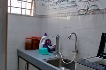 Freehold 2storey Terrace Taman Overseas Union Oug 