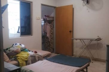 Freehold 2storey Terrace Taman Overseas Union Oug 