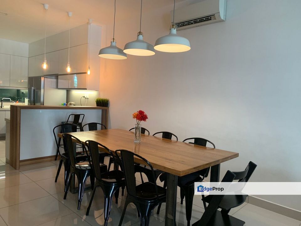 Fully Renovated Freehold 22x75 2storey Alam impian, Selangor, Shah Alam