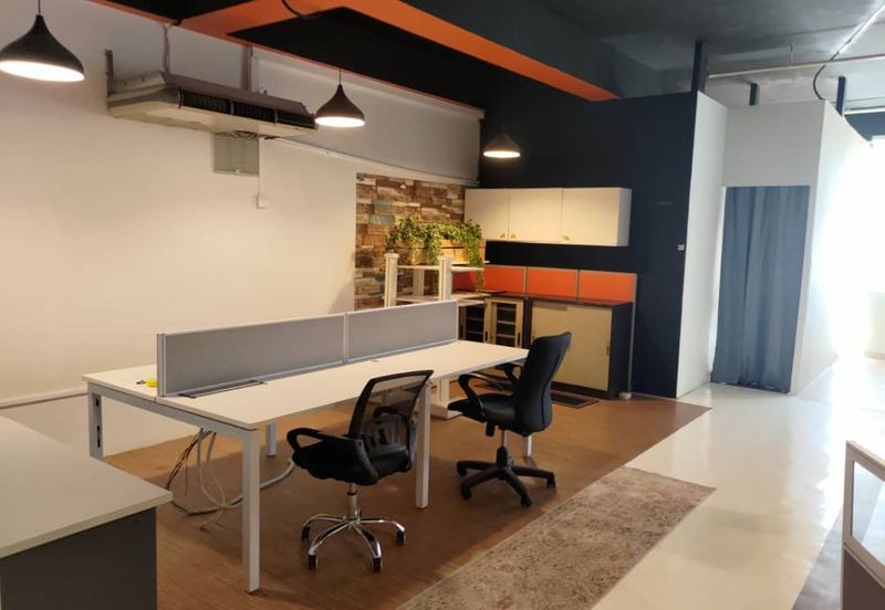 Fully Furnished Modern Office Cyberjaya Square Garden 