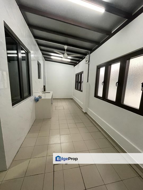 Freehold Renovated 2stry Terrace Alam Impian Shah Alam , Selangor, Shah Alam