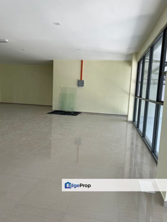 Renovated Factory Batu 10 Cheras Facing Road , Selangor, Balakong