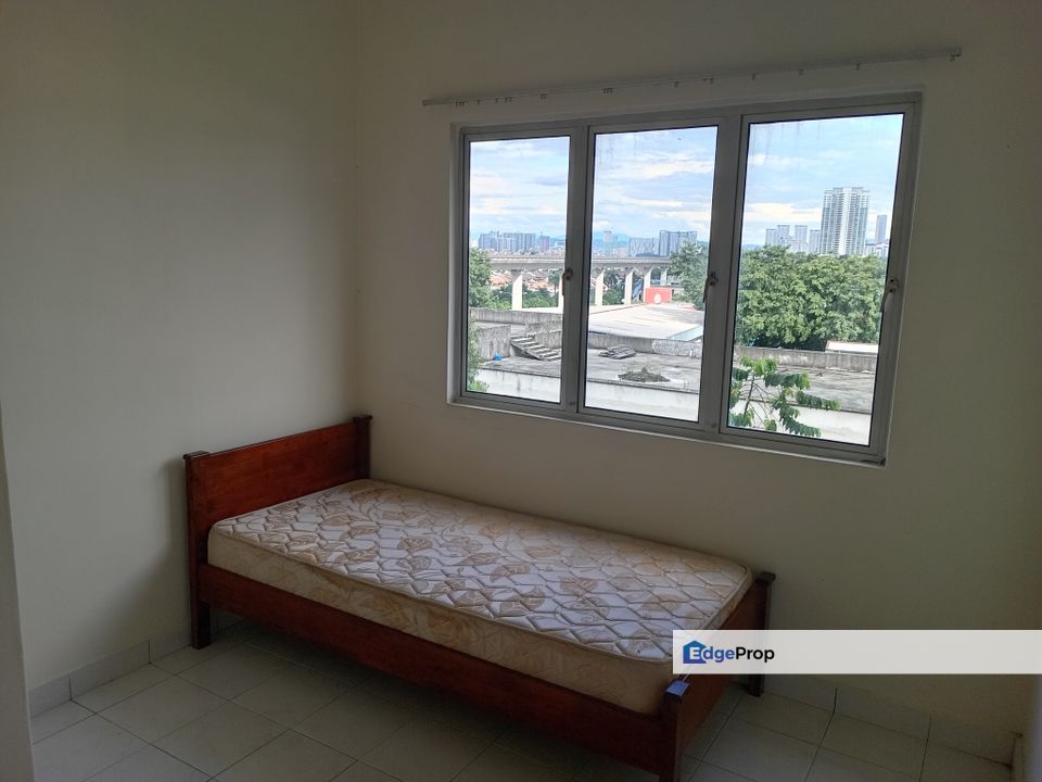 Freehold D Cahaya Apartment Puchong jaya, Selangor, Bandar Kinrara Puchong