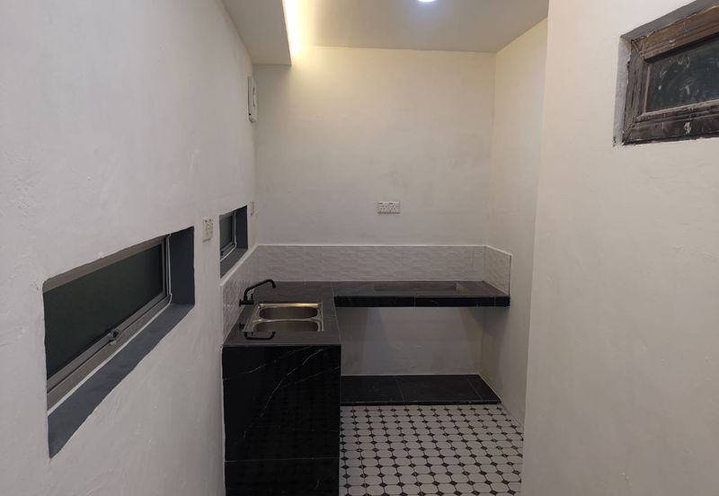 Pusat Bandar Putra Permai