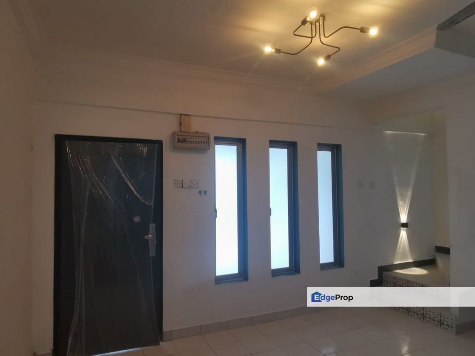 Fully Extended 2stry Terrance Putra Permai Seri Kembangan, Selangor, Seri Kembangan