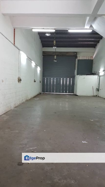 Partially Furnished Desa Serdang 1.5 Factory Seri Kembangan, Selangor, Seri Kembangan