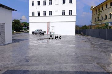 Freehold 8stry Hotel Facing Road Kulim Kedah