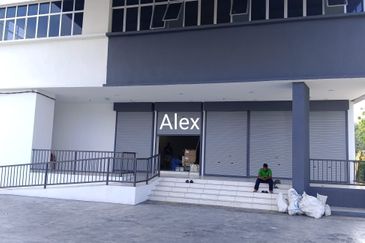 Freehold 8stry Hotel Facing Road Kulim Kedah