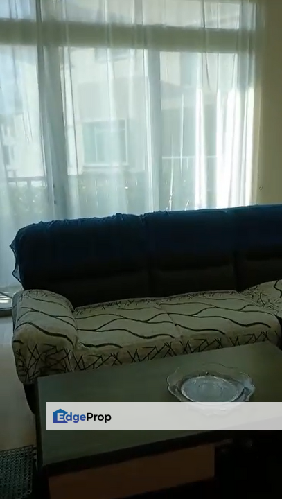 Partially Furnished 3stry Semi-d D'island Puchong , Selangor, Puchong