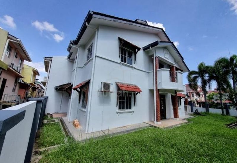 Corner Renovated 2stry Terrance Subang Bestari 