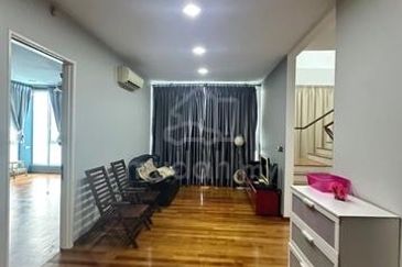 Jacaranda Garden Residence