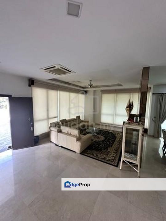 Corner Bungalow 3sty Jacaranda Garden Residence Fully Renovated , Selangor, Cyberjaya