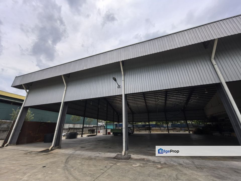 Warehouse Factory industrial Park Jln Bangi lama Semenyih, Selangor, Semenyih
