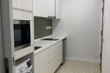 Pavilion Ceylon Hill