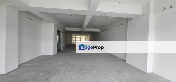 Facing LDP Main Road 1st Floor Ioi boulevard Office Shop, Selangor, Puchong