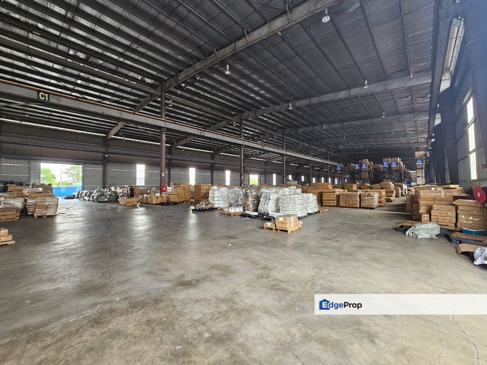 Setia Alam Warehouse Opposite Top Glove Factory , Selangor, Klang