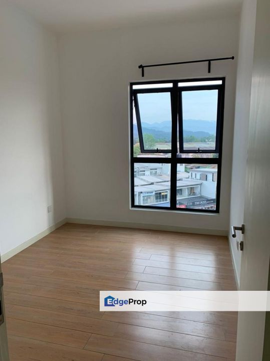 Partially Furnished Amanja Semi-d Suites Bandar Sri Damansara, Selangor, Kepong