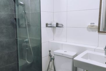 Paloma @ Tropicana Metropark