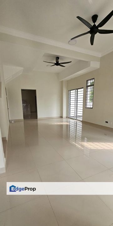 3storey Endlot Lakevista Tasik Prima Puchong , Selangor, Puchong