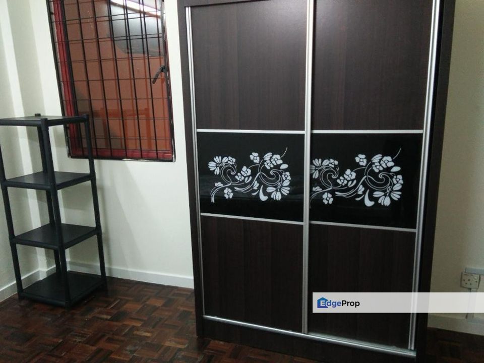 Renovated Include Furnish Lafite Apartment Subang Jaya SS17, Selangor, Subang Jaya