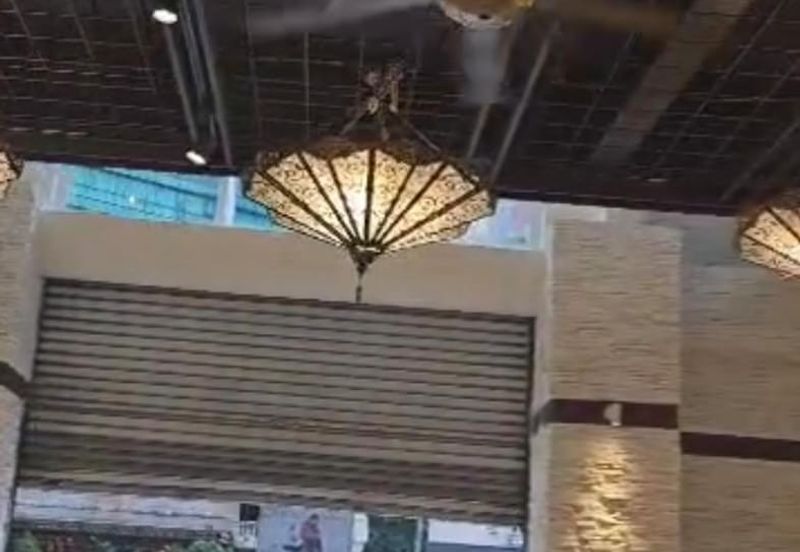 Facing main road KL city bungalow commercial shop