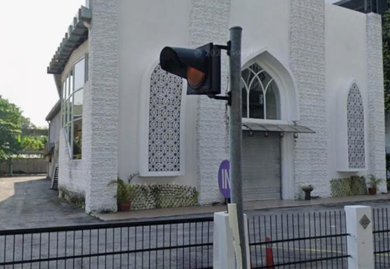 Facing main road KL city bungalow commercial shop