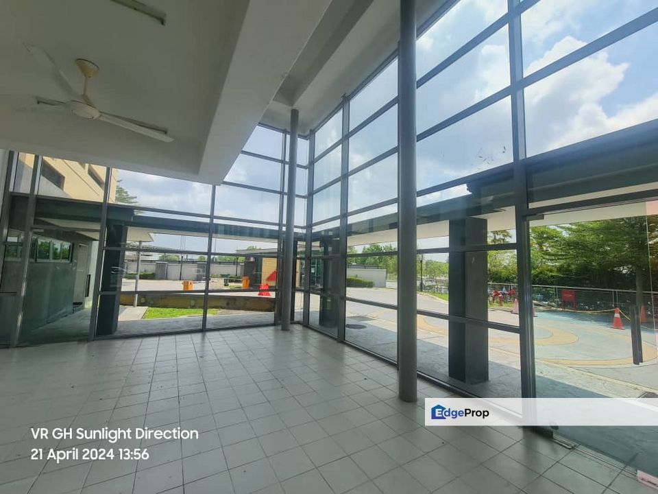 Facing Main Road Shop duplex Vega Residensi Condo Cyberjaya  , Selangor, Cyberjaya