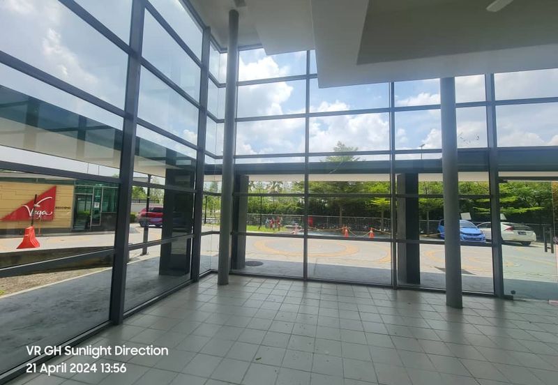 Facing Main Road Shop duplex Vega Residensi Condo Cyberjaya  