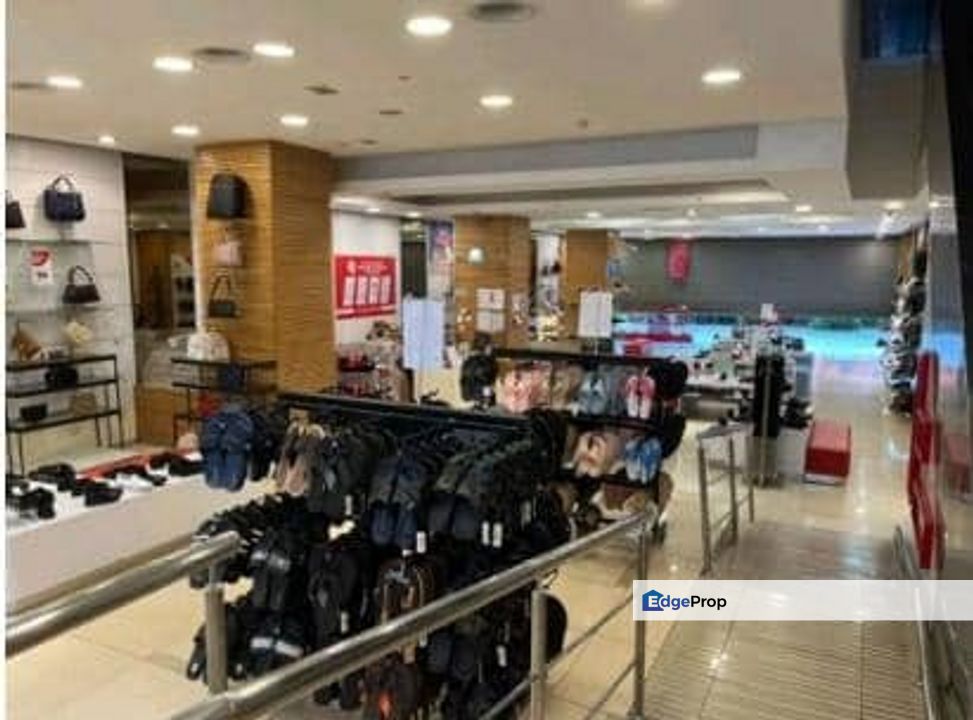 Main Road 4sty Shop KL City Jln Tuanku Abdul Rahman Sogo, Kuala Lumpur, KL City