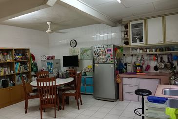 Bandar Menjalara (Desa Seri Mahkota)