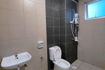 LBS Skylake Residence