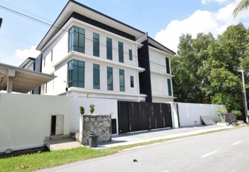 Bandar Country Homes