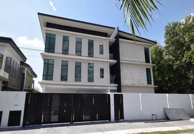 Bandar Country Homes